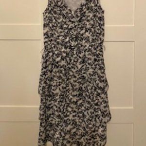 White House Black Market - black/white sleeveless dress, size 4
